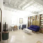 Grotte Apartment