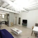 Grotte Apartment