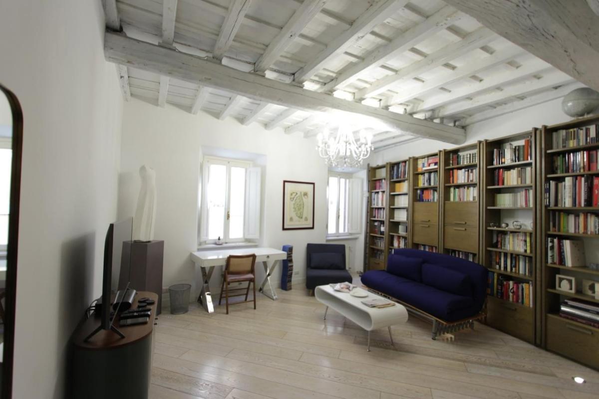 Grotte Apartment Rom